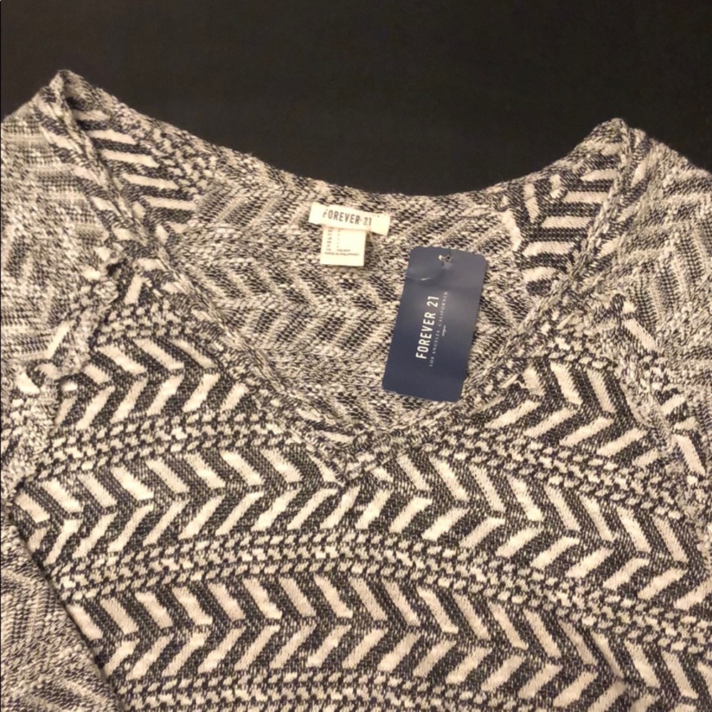 Shirt - Picture 4 of 5